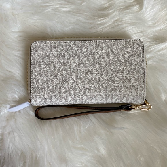 MK Bag and Wallet Set - Picture 5 of 11